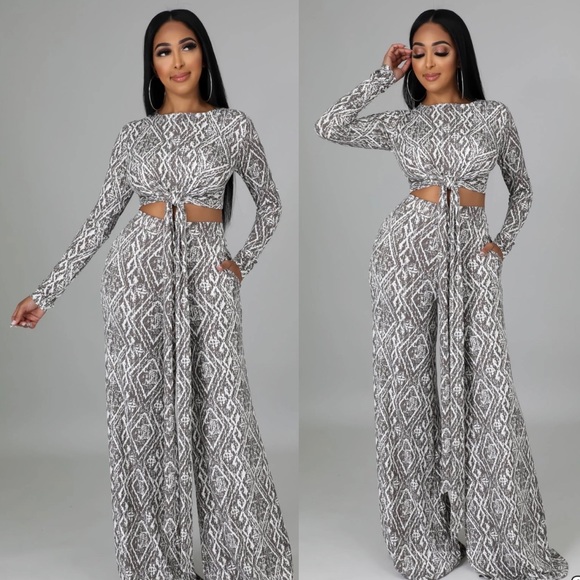 Two piece matching set;Same day shipping purchase before 3pm specific time - Picture 4 of 4